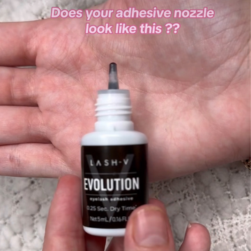 TIPS How to maintain and store your lash adhesive